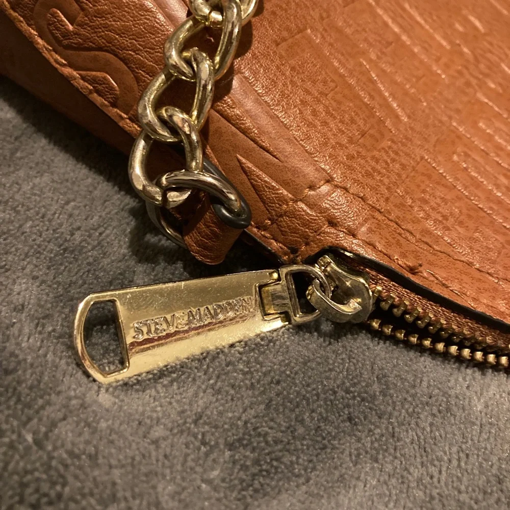 Steve Madden Brown Crossbody Bag - Picture 6 of 9